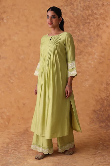 Shop_Pouli Pret_Green Chanderi, Organza Zari Round Neck Kurta Pant Set _Online_at_Aza_Fashions