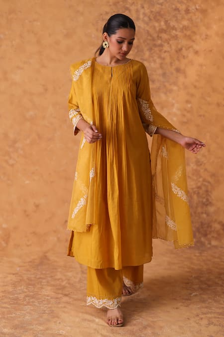 Pouli Pret Yellow Chanderi, Organza Lace, Zari, Embroidery Round Neck Work Kurta Set