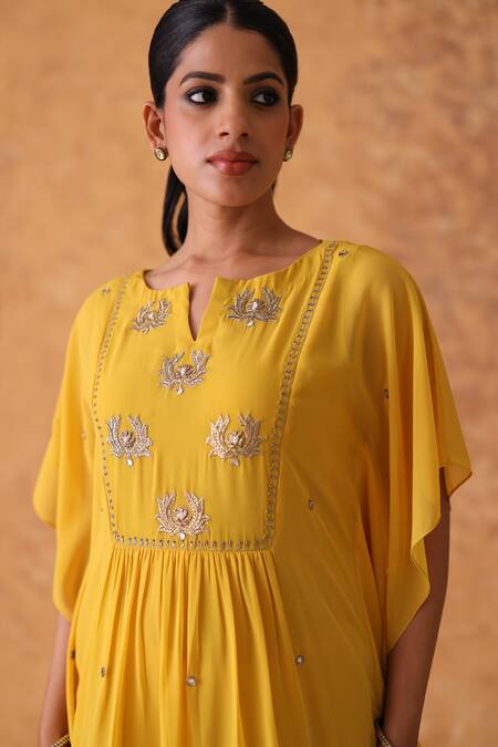 Buy_Pouli Pret_Yellow Georgette Sequins, Zari Keyhole Neck Designer Zardozi Kaftan And Pant Set _Online_at_Aza_Fashions