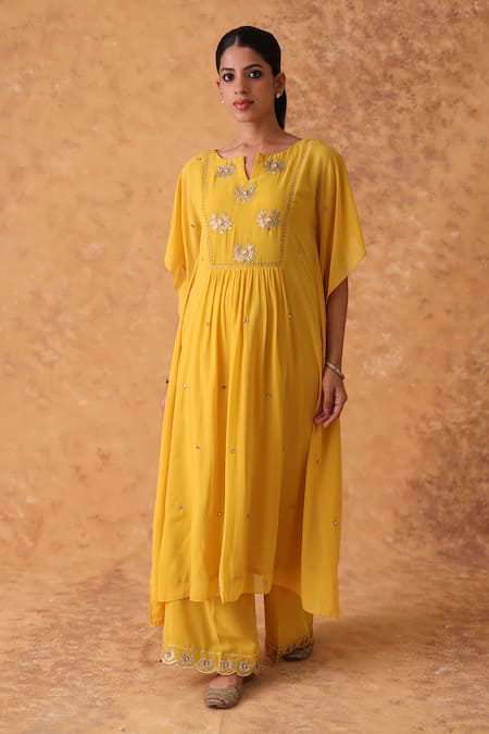 Pouli Pret Yellow Georgette Sequins, Zari Keyhole Neck Designer Zardozi Kaftan And Pant Set 