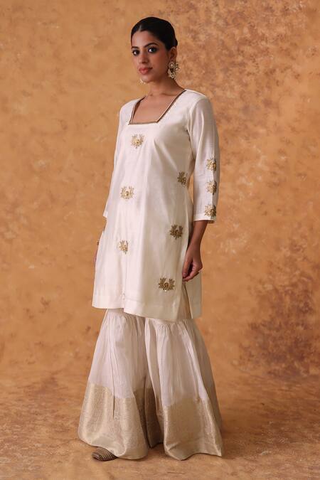 Shop_Pouli Pret_Ivory Chanderi, Organza Zari, Embroidery Square Neck Zardozi Kurta Set _Online_at_Aza_Fashions