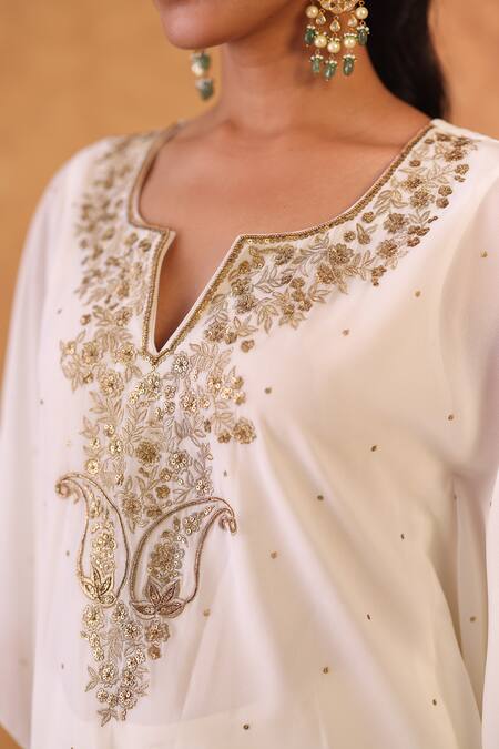 Shop_Pouli Pret_Ivory Georgette Sequins, Zari Split V-neck Zardozi Kaftan And Pant Set _Online_at_Aza_Fashions