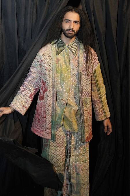 Til Multi Color Cotton Multi-print Achadda Puffer Jacket Online at Aza Fashions Til_Multi Color Cotton Multi-print Achadda Puffer Jacket _Online_at_Aza_Fashions