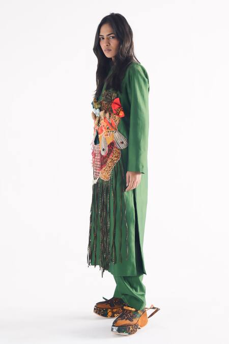 Buy_Til_Green Chanderi Embroidery, Patchwork Round Neck Emerald Echo Kurta Set _Online_at_Aza_Fashions