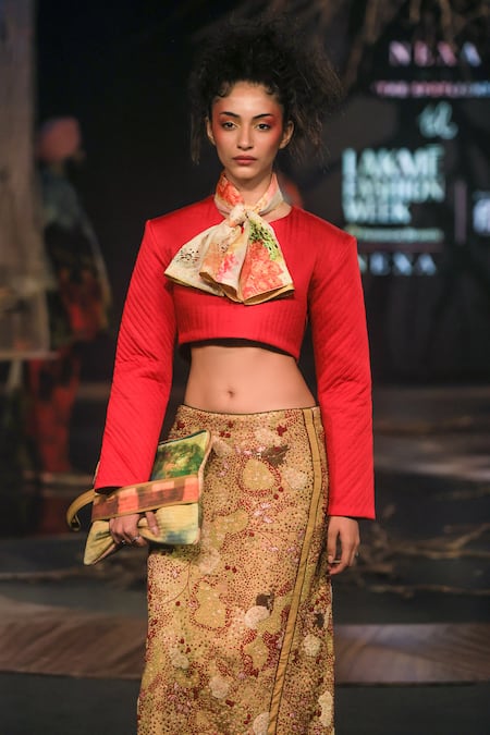 Til_Red Cotton Round Neck Statement Crop Top _Online_at_Aza_Fashions