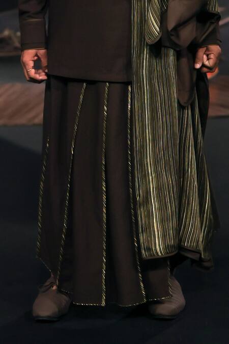 Til_Brown Cotton Kahlua Lungi Draped Pant _Online_at_Aza_Fashions