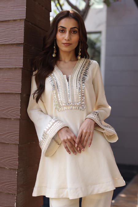 Nazar By Indu_Ivory Cotton, Georgette Sequins V-neck Designer Tunic And Tapered Pant Set _Online_at_Aza_Fashions