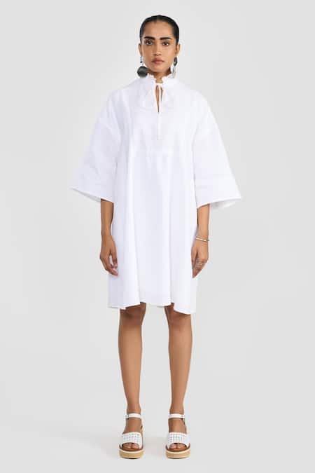 PERONA White Linen High Neck Elizabeth Dress