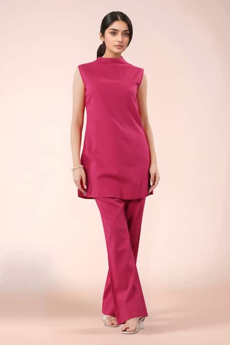 Naintara Bajaj Fuchsia Cotton Designer Top & Pant Set 
