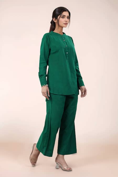 Naintara Bajaj Emerald Green Cotton Top & Pant Set 