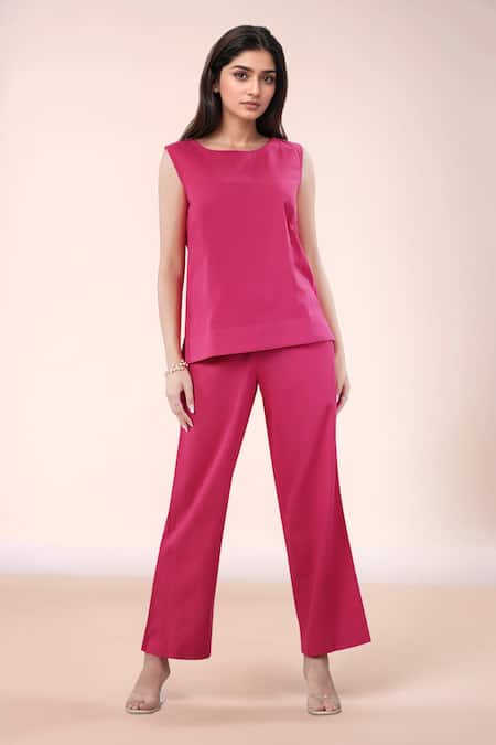 Naintara Bajaj Fuchsia Cotton Top & Pant Set 