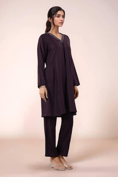Naintara Bajaj Wine Rayon, Cotton V-neck Kurta Pant Set Online at Aza Fashions Naintara Bajaj_Wine Rayon, Cotton V-neck Kurta Pant Set _Online_at_Aza_Fashions