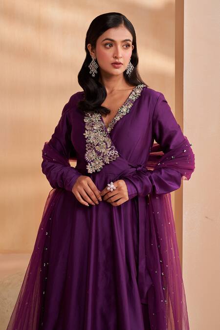 Buy_Aakansha Gupta_Purple Chanderi, Tulle Sequins, Beads V-neck Designer Anarkali Set _Online_at_Aza_Fashions