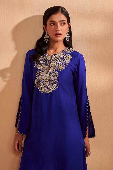 Shop Aakansha Gupta Blue Silk Embroidery Round Neck Designer Amaris Kurta Set Online at Aza Fashions Shop_Aakansha Gupta_Blue Silk Embroidery Round Neck Designer Amaris Kurta Set _Online_at_Aza_Fashions