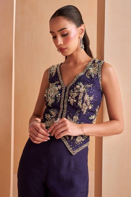 Buy_Aakansha Gupta_Blue Silk Sequins, Embroidery V-neck Dark Dusk Co-ord Set 