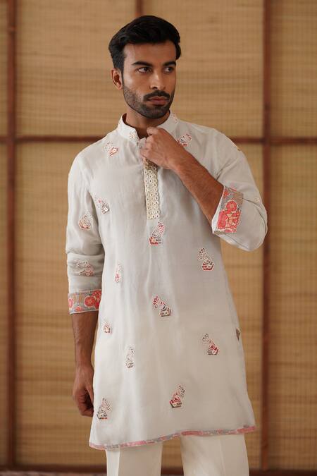 Buy_Arjan Dugal_Gray Organza, Silk, Cotton Satin, Lycra Light Grey Poppy Print Kurta Set _Online_at_Aza_Fashions