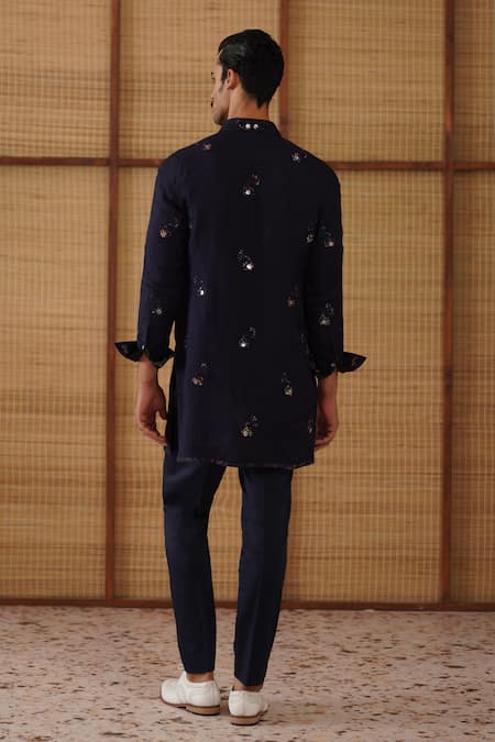 Arjan Dugal Gramophone Dori Kurta Set 