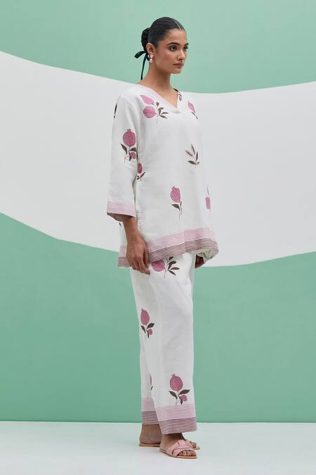 Buy_Priya Chaudhary_White Linen Embroidery V-neck Blockprint Pant Set _Online_at_Aza_Fashions