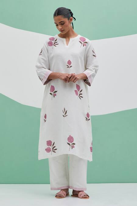 Buy_Priya Chaudhary_White Linen Embroidery Split V-neck Block Print Kurta Set 