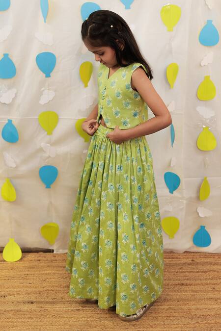 Buy_Tiny Colour_Green Cotton Block Printed Jacket And Skirt Set _Online_at_Aza_Fashions