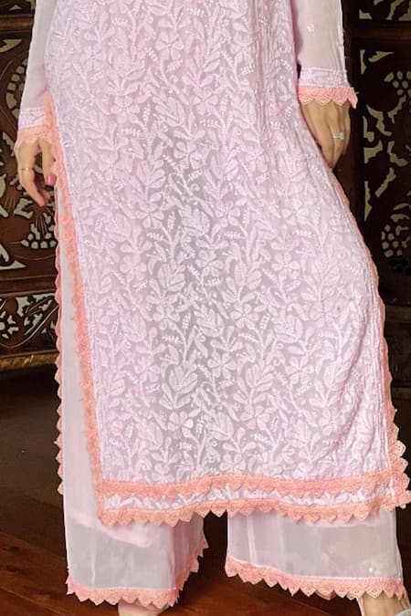 LABEL AISHWARYRIKA_Pink Georgette Embroidery V-neck Chikankari Lace Kurta Set _Online_at_Aza_Fashions