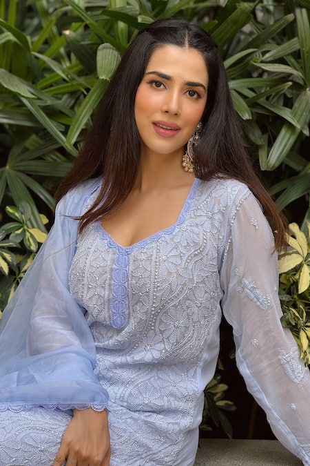 LABEL AISHWARYRIKA_Blue Georgette Embroidery Round Neck Jewel Chikankari Kurta Set _Online_at_Aza_Fashions