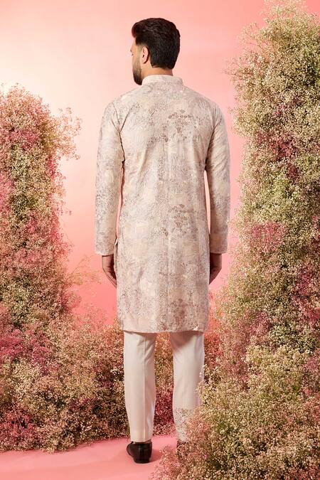 Shop Kasbah Pink Silk Embroidery Powder Chikankari Kurta at Aza Fashions Shop_Kasbah_Pink Silk Embroidery Powder Chikankari Kurta_at_Aza_Fashions