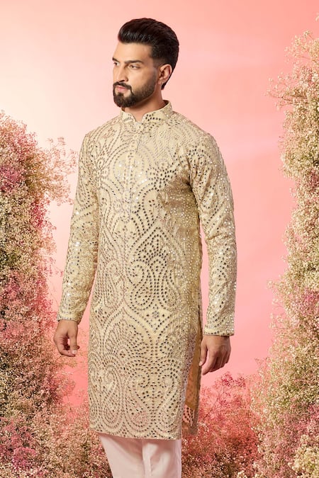 Buy_Kasbah_Gold Chanderi Mirrors, Zari Classic Work Kurta _Online_at_Aza_Fashions