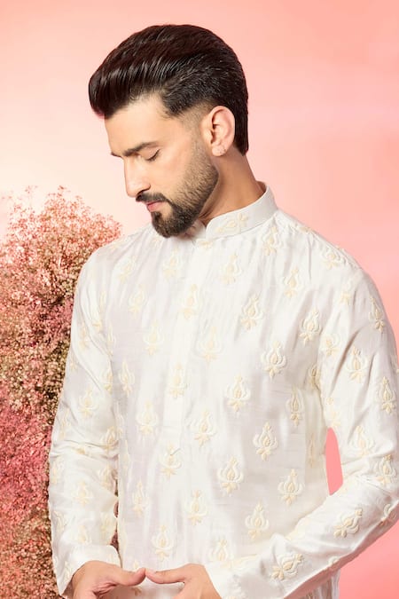 Buy_Kasbah_Ivory Silk Embroidery Chikankari Kurta _Online_at_Aza_Fashions