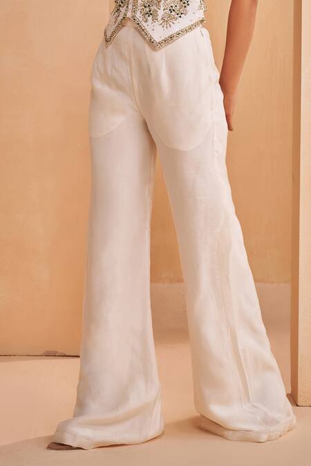 Aakansha Gupta_Ivory Silk Embroidery, Beads V-neck Dusk Co-ord Set _at_Aza_Fashions