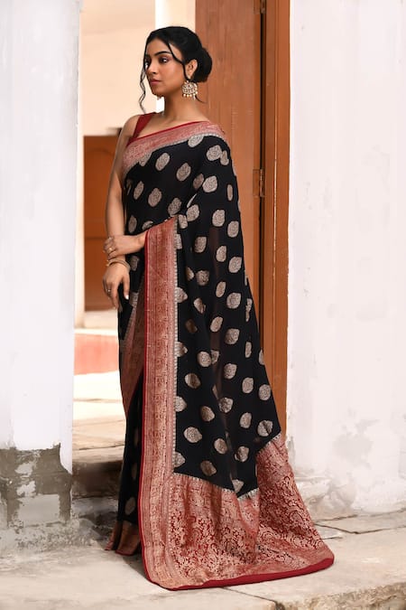 Naaritva India_Black Crepe, Chiffon, Silk Handwoven Work Banarasi Saree With Running Blouse _Online_at_Aza_Fashions