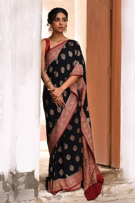 Naaritva India_Black Crepe, Chiffon, Silk Handwoven Work Banarasi Saree With Running Blouse _at_Aza_Fashions