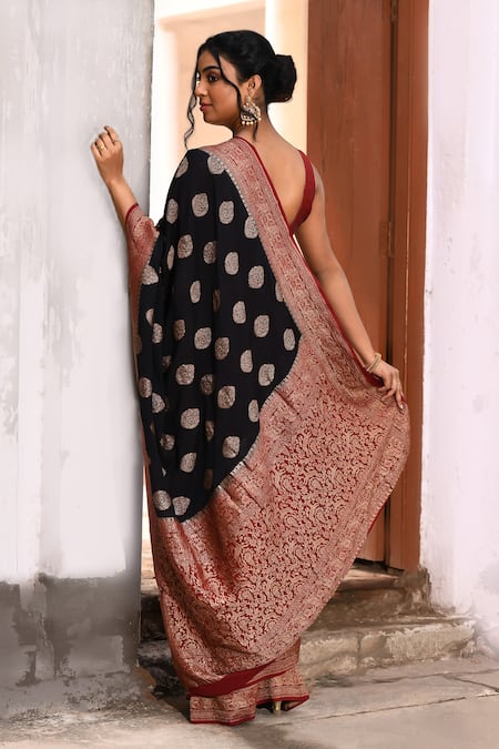 Naaritva India Handwoven Zari Work Black Banarasi Saree With Running Blouse 