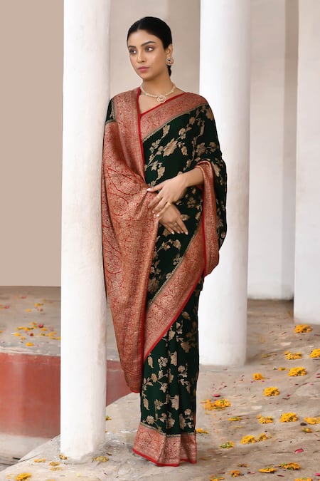 Buy_Naaritva India_Green Crepe, Chiffon, Silk Handwoven Work Banarasi Saree With Running Blouse _Online_at_Aza_Fashions