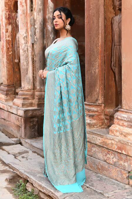 Buy_Naaritva India_Teal Chiffon, Crepe, Silk Green Handwoven Banarasi Saree With Running Blouse _Online_at_Aza_Fashions