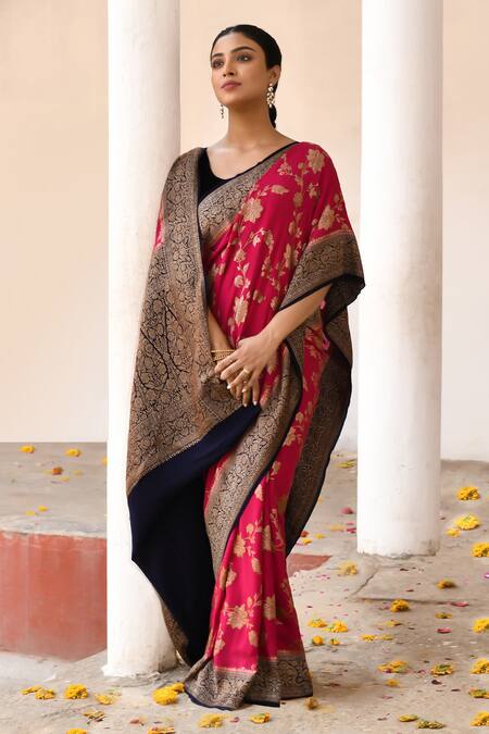 Buy_Naaritva India_Fuchsia Crepe, Chiffon, Silk Zari Handwoven Banarasi Saree With Running Blouse _Online_at_Aza_Fashions