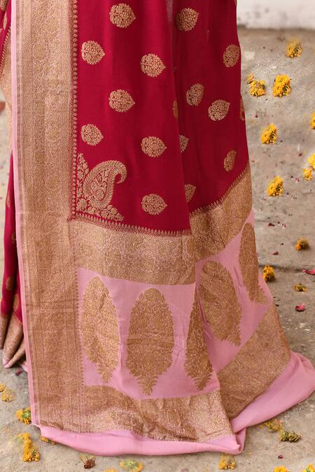 Buy_Naaritva India_Red Crepe, Chiffon, Silk Handwoven Work Banarasi Saree With Running Blouse 