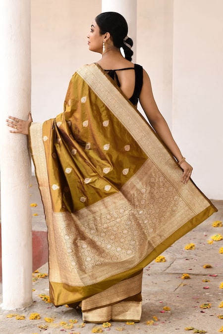 Naaritva India Handwoven Zari Mustard Yellow Banarasi Saree With Running Blouse 