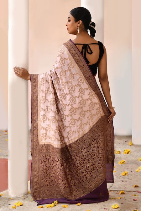 Naaritva India Handwoven Zari Banarasi Saree With Running Blouse 
