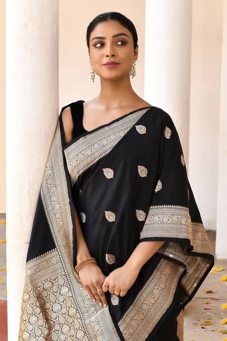Naaritva India_Black Zari Handwoven Banarasi Saree With Running Blouse _at_Aza_Fashions