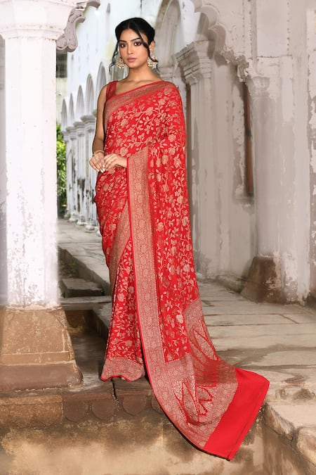 Naaritva India Red Crepe, Chiffon, Silk Zari Handwoven Banarasi Saree With Running Blouse