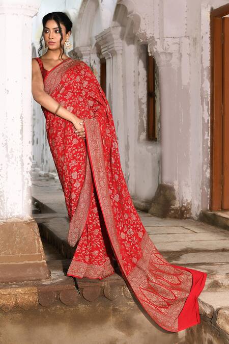 Buy_Naaritva India_Red Crepe, Chiffon, Silk Zari Handwoven Banarasi Saree With Running Blouse _Online_at_Aza_Fashions