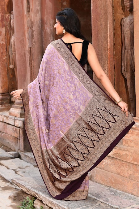 Naaritva India Handwoven Zari Banarasi Saree With Running Blouse 