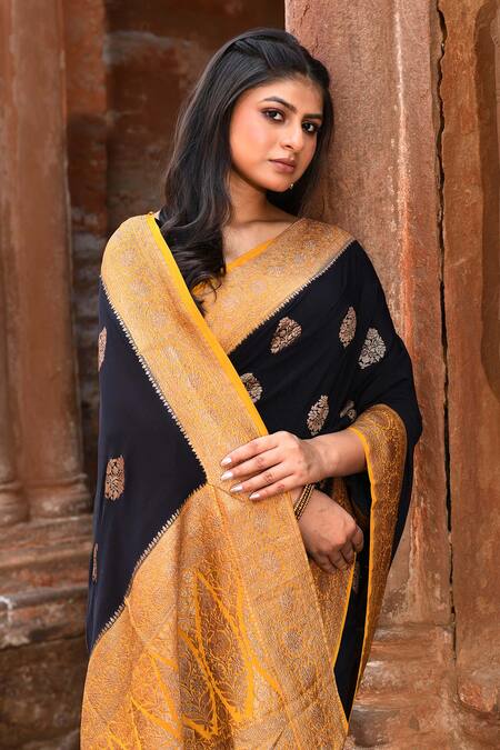 Naaritva India_Black Crepe, Chiffon, Silk Zari Handwoven Banarasi Saree With Running Blouse _at_Aza_Fashions