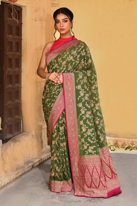 Naaritva India Green Crepe, Chiffon, Silk Handwoven Work Banarasi Saree With Running Blouse 