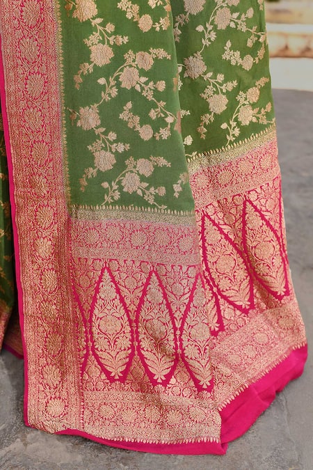 Naaritva India_Green Crepe, Chiffon, Silk Handwoven Work Banarasi Saree With Running Blouse _at_Aza_Fashions