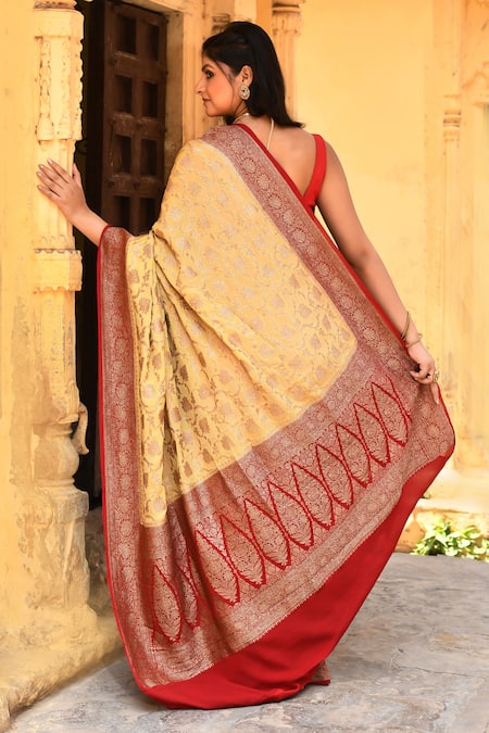 Naaritva India Yellow Handwoven Zari Banarasi Saree With Running Blouse 