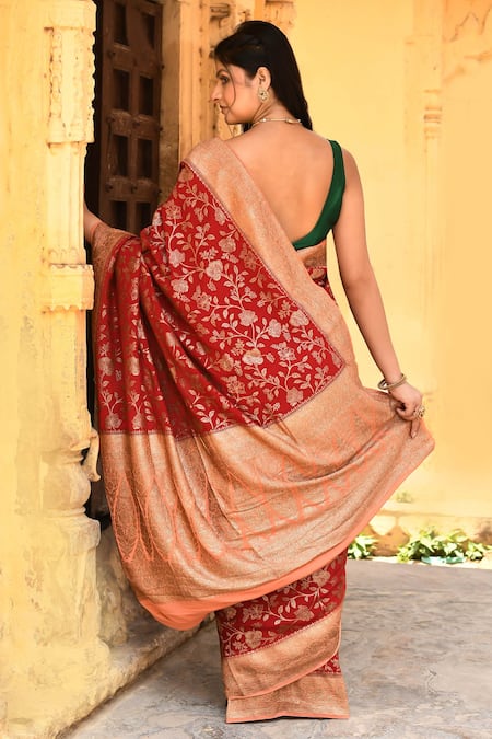 Naaritva India Handwoven Zari Red Banarasi Saree With Running Blouse 
