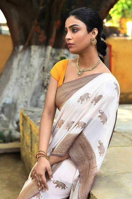 Buy_Naaritva India_Ivory Chiffon, Silk, Crepe Handwoven Zari Banarasi Saree With Running Blouse _Online_at_Aza_Fashions