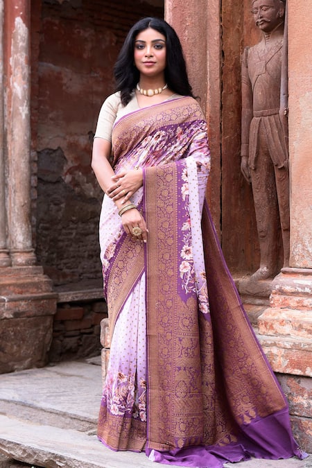 Naaritva India Handwoven Zari Banarasi Saree With Running Blouse 